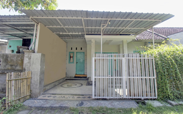 OYO 92825 Kamar Lombok — 3-star hotel in Gerung