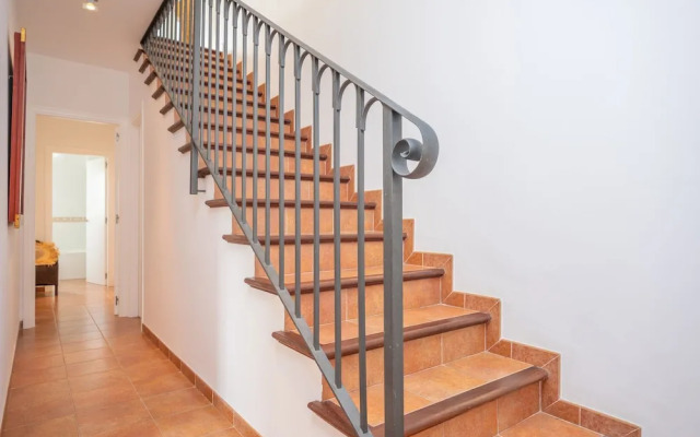 Xilvar in Mallorca With 3 Bedrooms and 2 Bathrooms