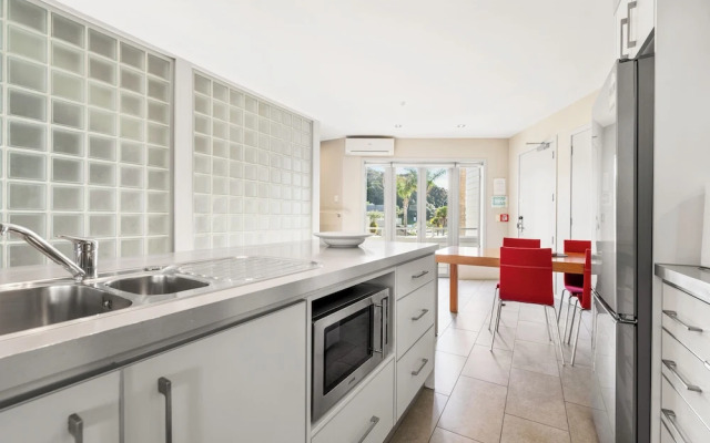 Paihia Waterfront Suites