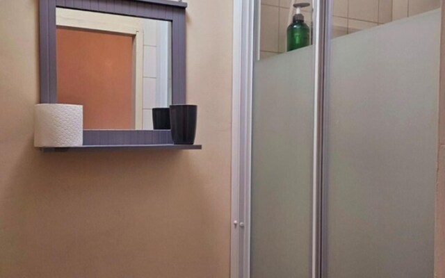 Spacious,luxury, Near City Center, Free Parking