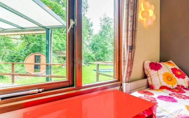 Sun-kissed Bungalow in Uden With Sauna, Jacuzzi, Terrace