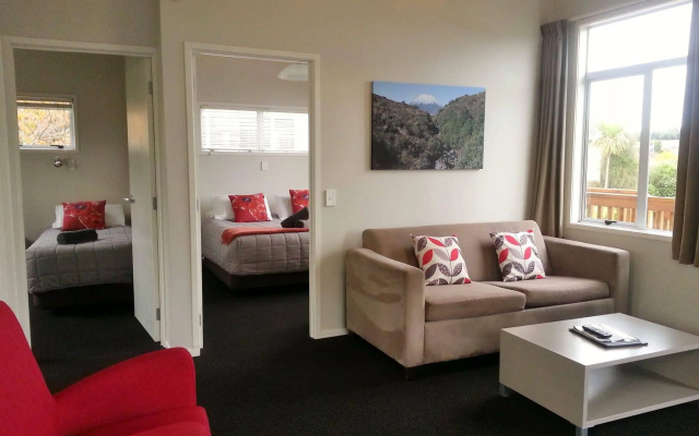 Taupo DeBretts Spa Resort – Guest Rooms – Taupo