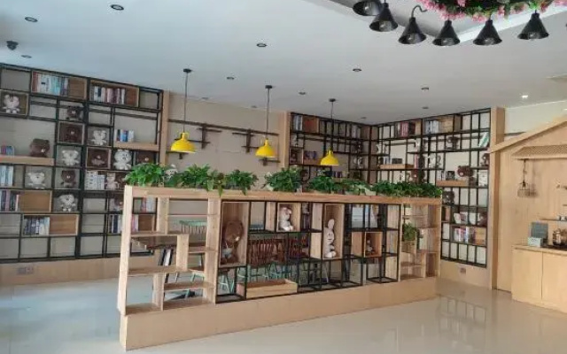 Shuiyue Qinghua Hotel