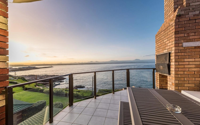 Beacon Wharf , George Hay 5 Seafront Accommodation