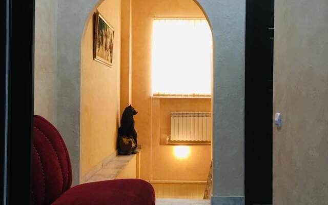 Lovely Hotel