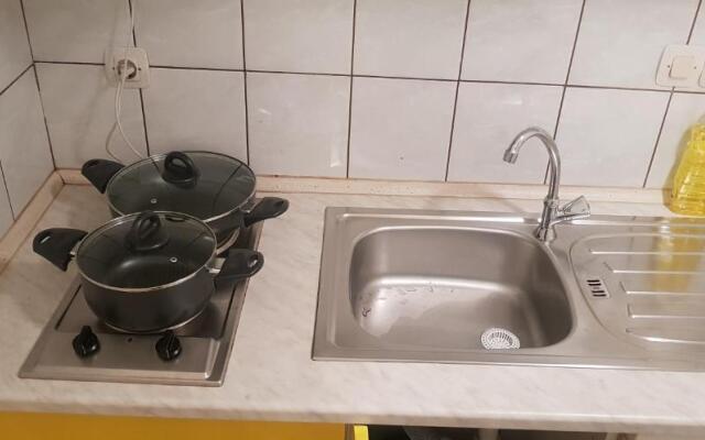 Studio apartment KIKI for 2, near Old Town & Beach, free WiFi