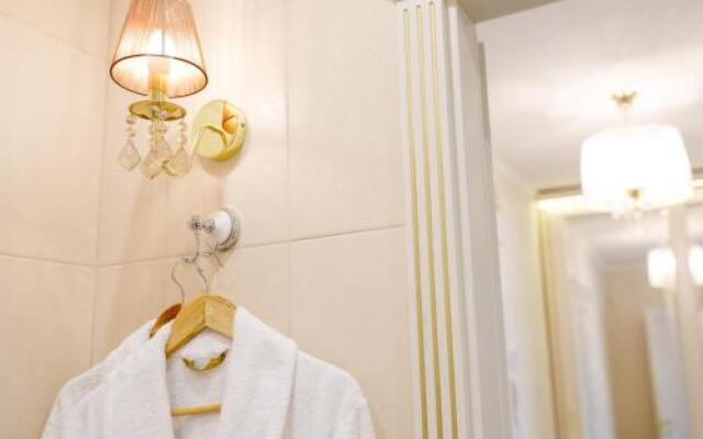 Royal Suite Apartment with Jacuzzi