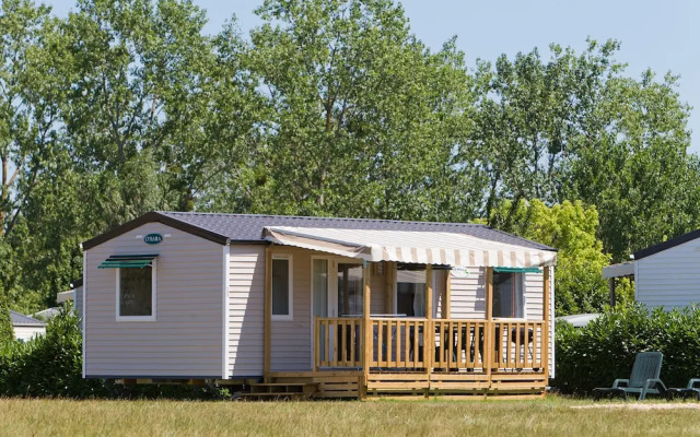 Castel Parc De Fierbois