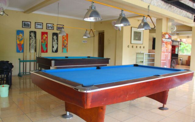 Front One Resort Yogyakarta