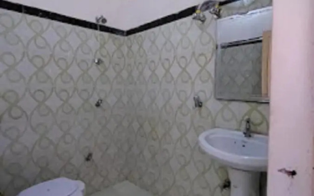 Hotel Mount Hills by StayApart