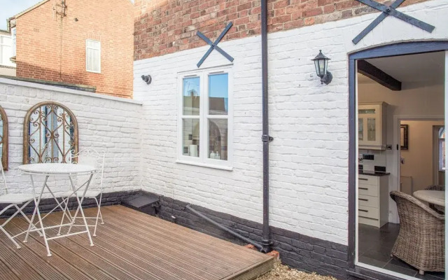 Charming 2 BD House in Tewkesbury Centre