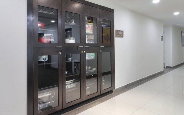 Candlewood Suites Celaya