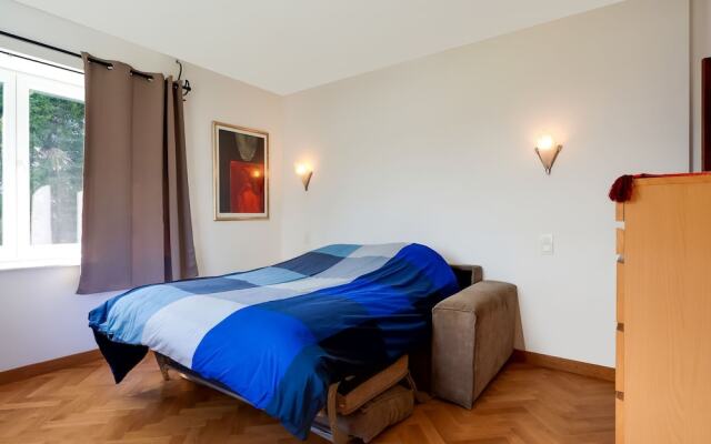 Alluring Apartment in Ferrières With Garden and Parking