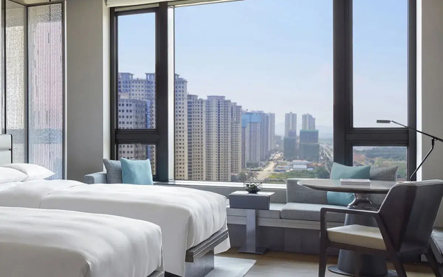 Wuhan Marriott Hotel Optics Valley