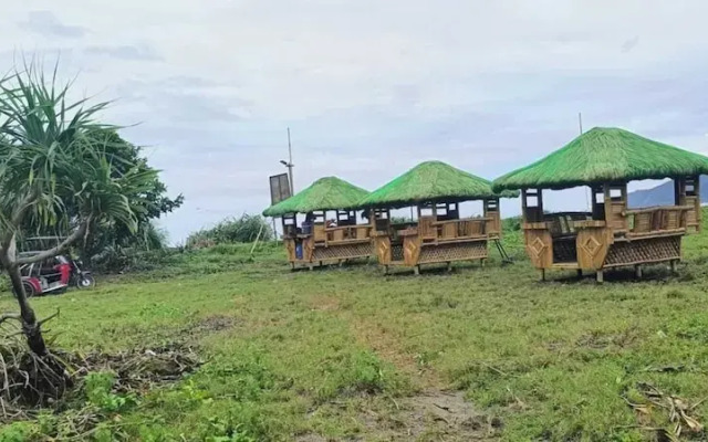 The Waves at Socorro Baler- Hotel A