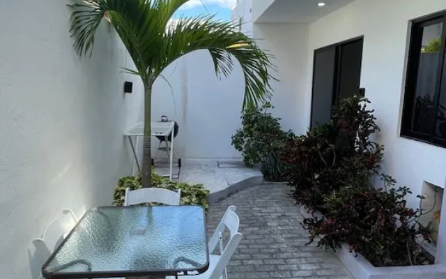 12 Lucky in Isla Mujeres