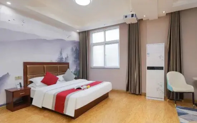 Xinzheng Marriott Business Hotel (Shuanghu Avenue Subway Station)