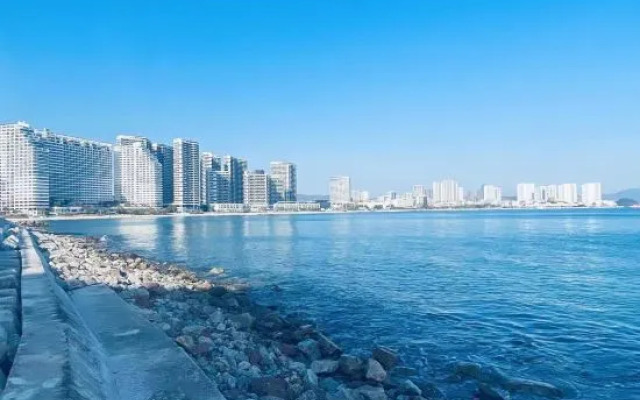 Dongneng Silver Beach Hotel