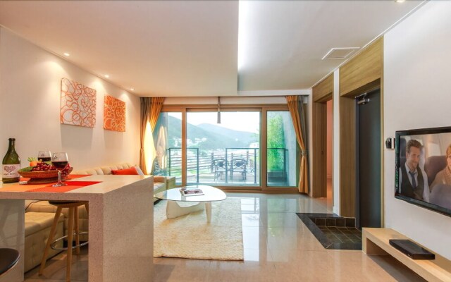 Sea and Sky Resort