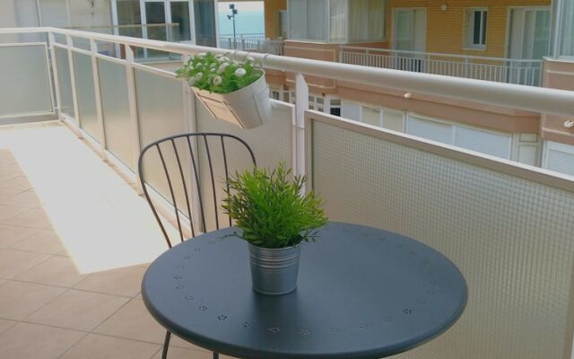 Seaview Fuengirola Apartment by JITKey