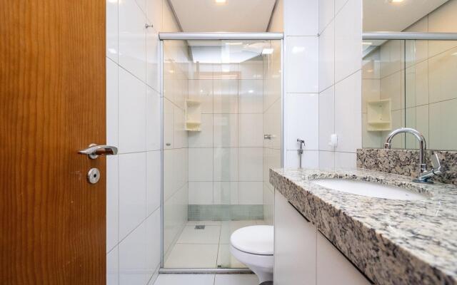 Flat com varanda no Setor Bueno - TH01403