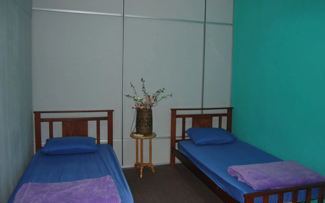 Borneo Seahare Guesthouse - Hostel