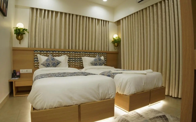 Hotel Elysian Residency