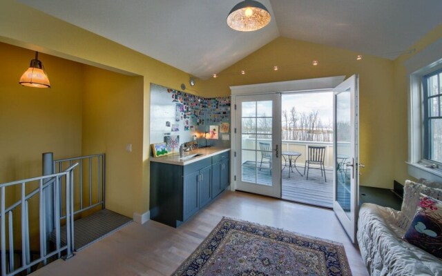 Bozeman - Beach Escape