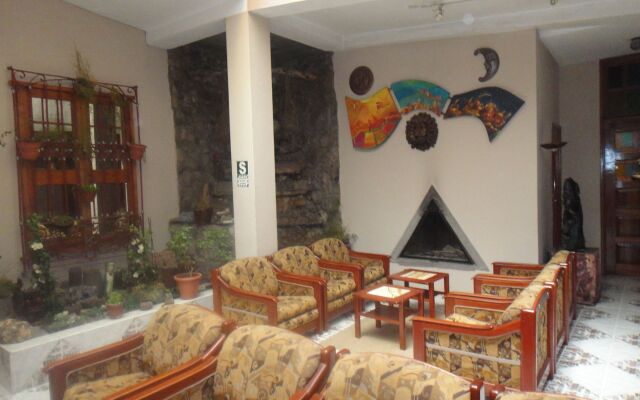 Qelqatani Hotel