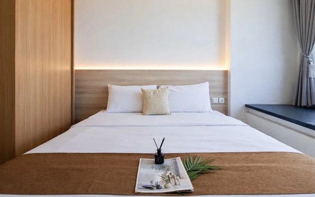 Splendid Warm Studio Room At Apartment Collins Boulevard – Guest Rooms – Tangerang