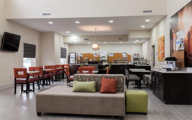 Holiday Inn Express & Suites Sweetwater, an IHG Hotel