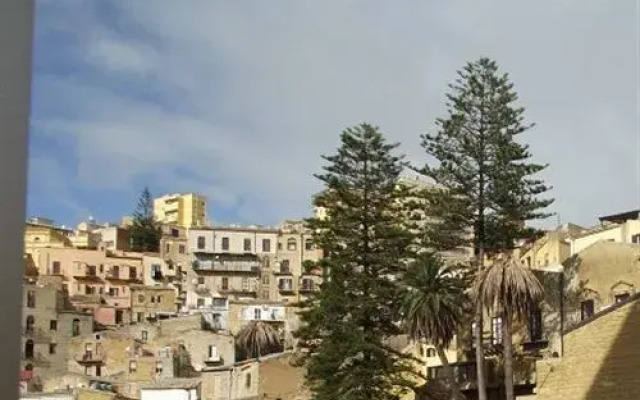 Tre Colonne Apartments