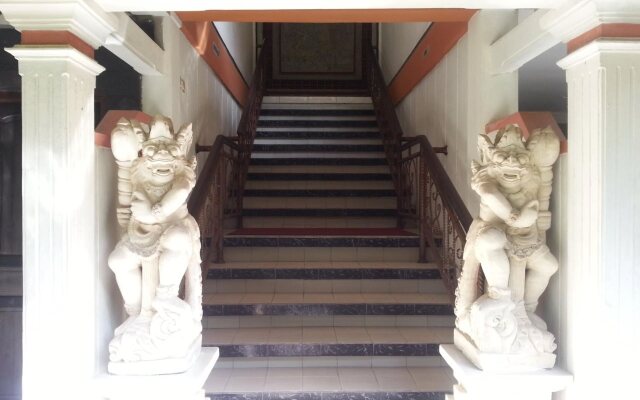 Dewa Bharata Bungalows Legian