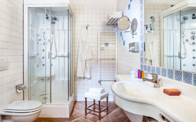 Cruccuris Resort Adults Only