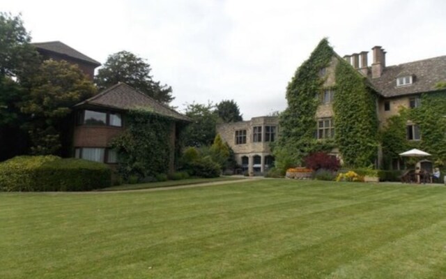 Stonehouse Court Hotel