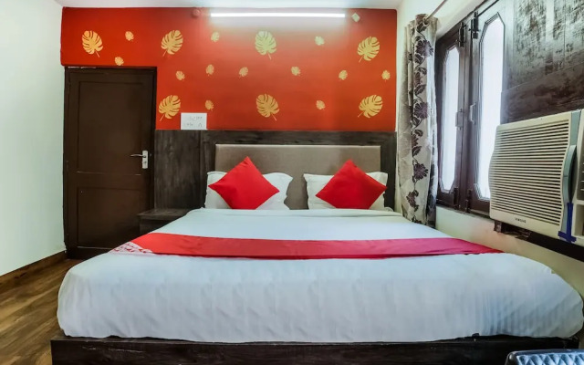 OYO 28783 Hotel Vaishali