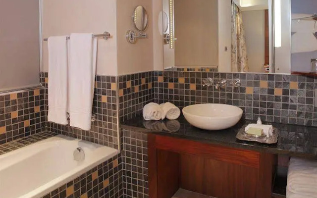 Moloko Executive Apartments & Hotel