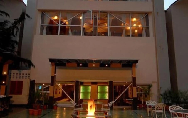 Hotel Arif Castles