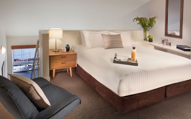 Somerset on The Pier Hobart