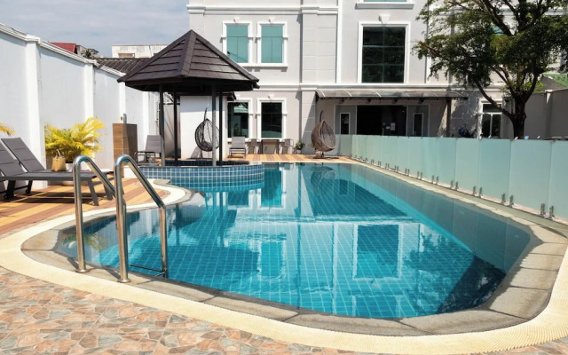 Urbanite Hotel