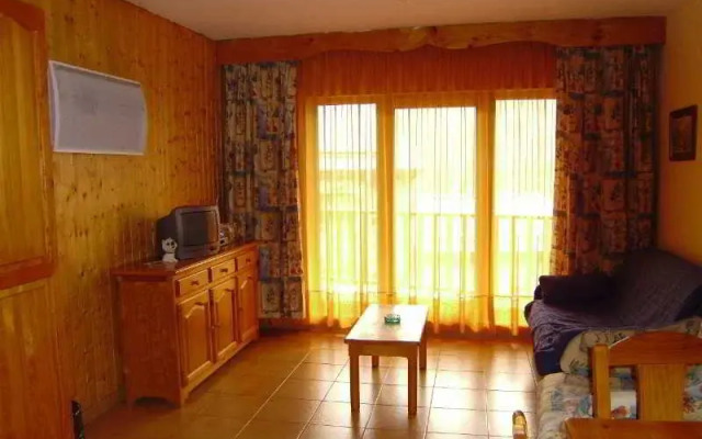 Pie de Pistas Pas de la Casa 3000