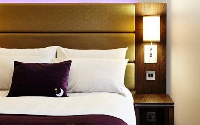 Premier Inn Wirral (Heswall)