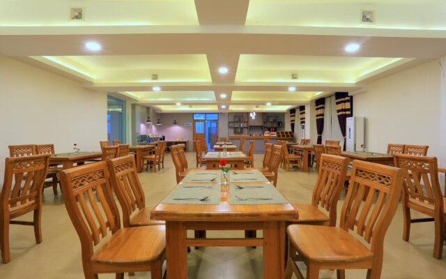 Glorious Monywa Hotel
