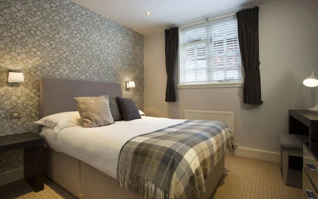 The George Hotel