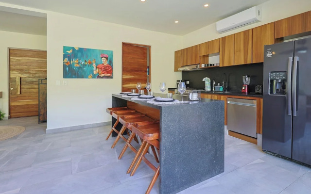 Cozy Getaway Shared Pool & Cenote Access