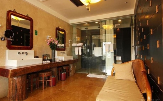 Seafo Resort Hotel – Guest Rooms – Lijiang