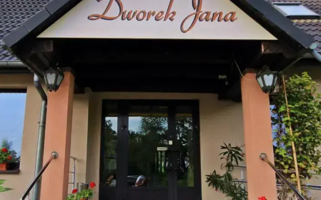 Dworek Jana