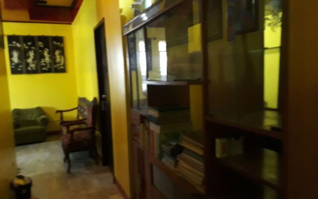 Jack & Claud Bed & Breakfast Guest House