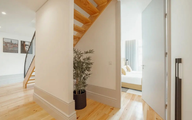 Heart OF Porto Apartment E Duplex by Vacationy