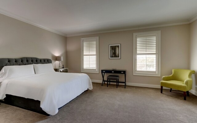 The Mantissa Executive Suites and Spa